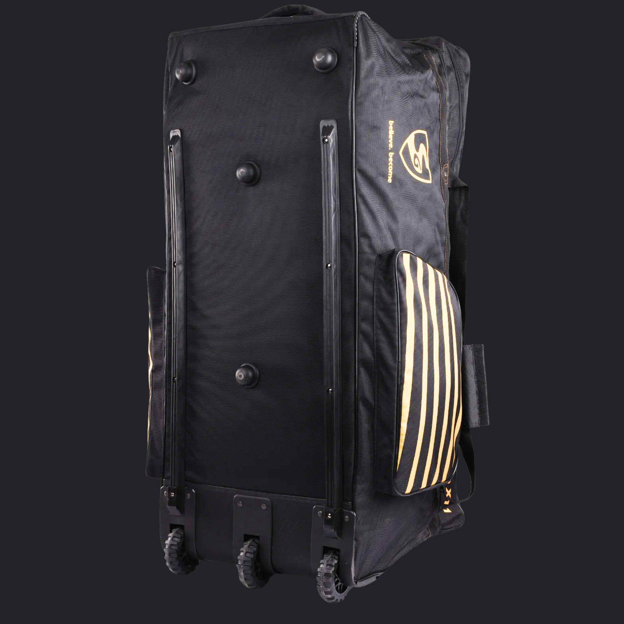 Image of SG 22 YARD X11 Wheelie Kitbag