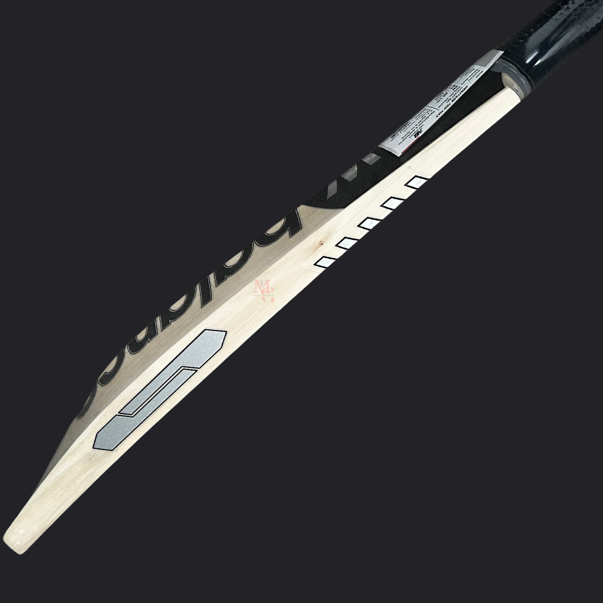 Image of New Balance - Heritage 700i Max English Willow Cricket Bat -Senior