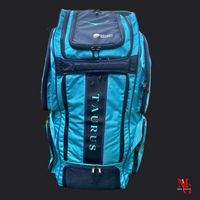 TAURUS - Players Stand Wheelie Cricket Kit bag