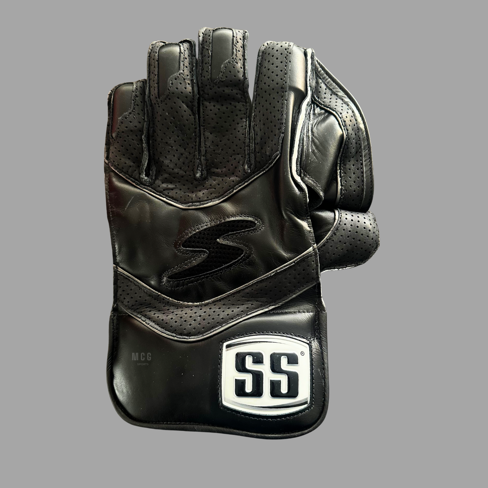 SS TON Reserve Edition Wicket Keeping Gloves – Premium Sheep Skin, Octopus Rubber Palm (Senior, White & Black)