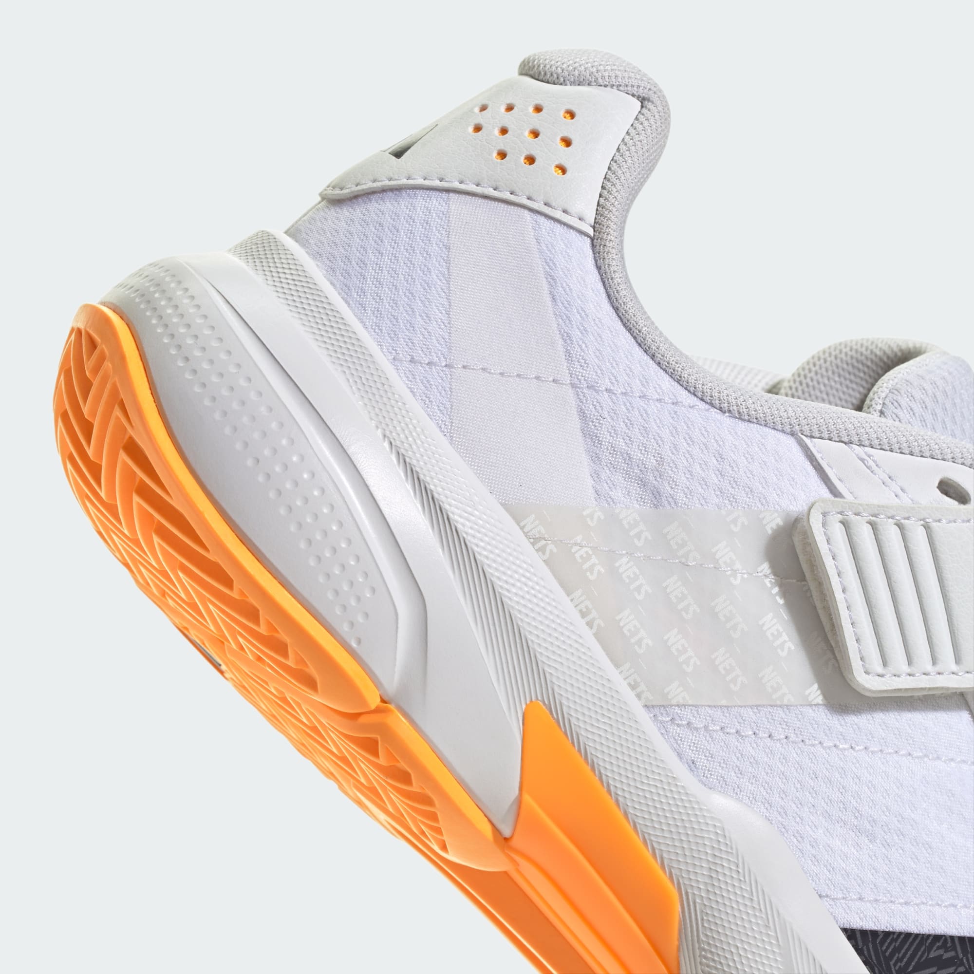 Adidas 22YDS Nets cricket shoes - heel detail