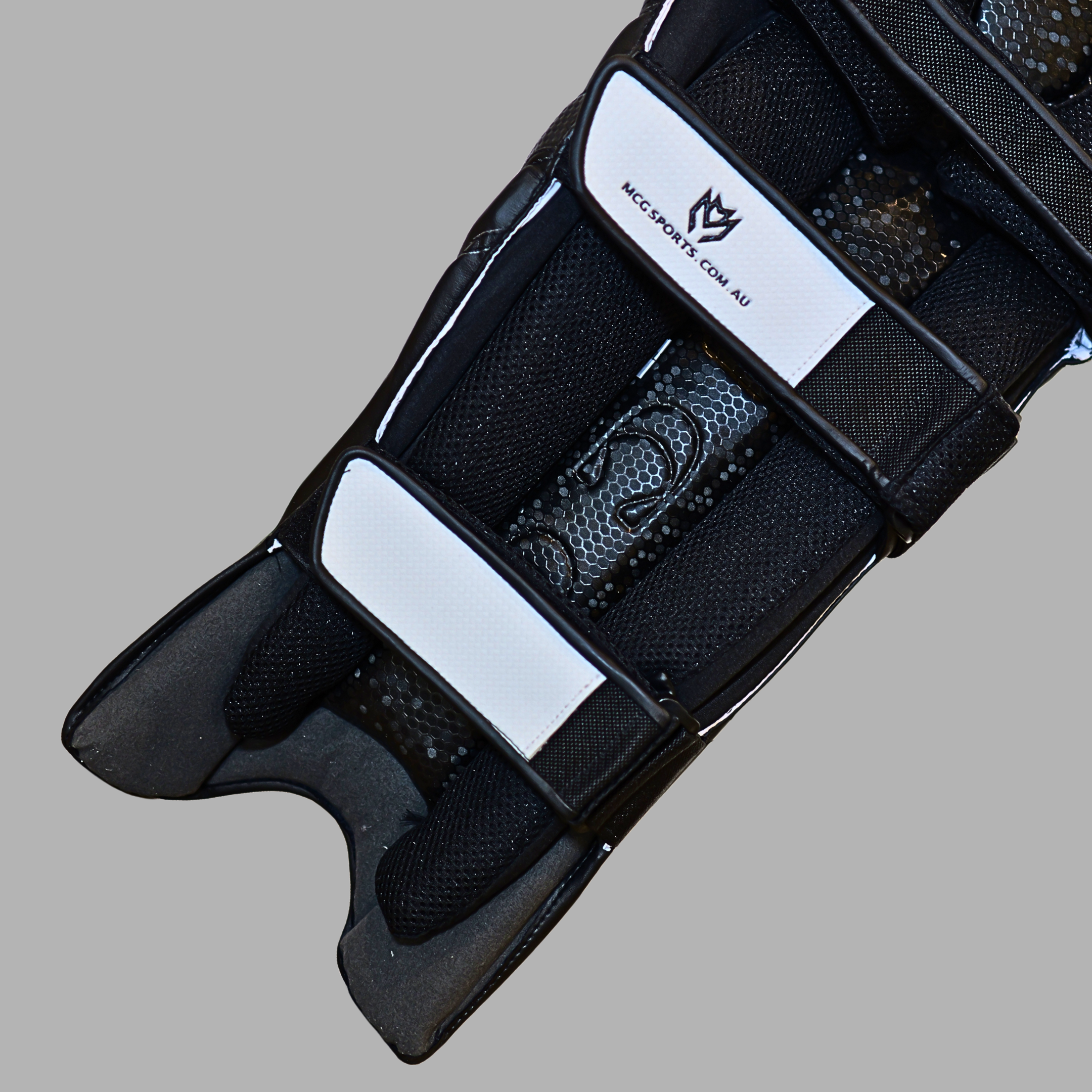 Image of Pro Players Cricket Batting Pads - Black