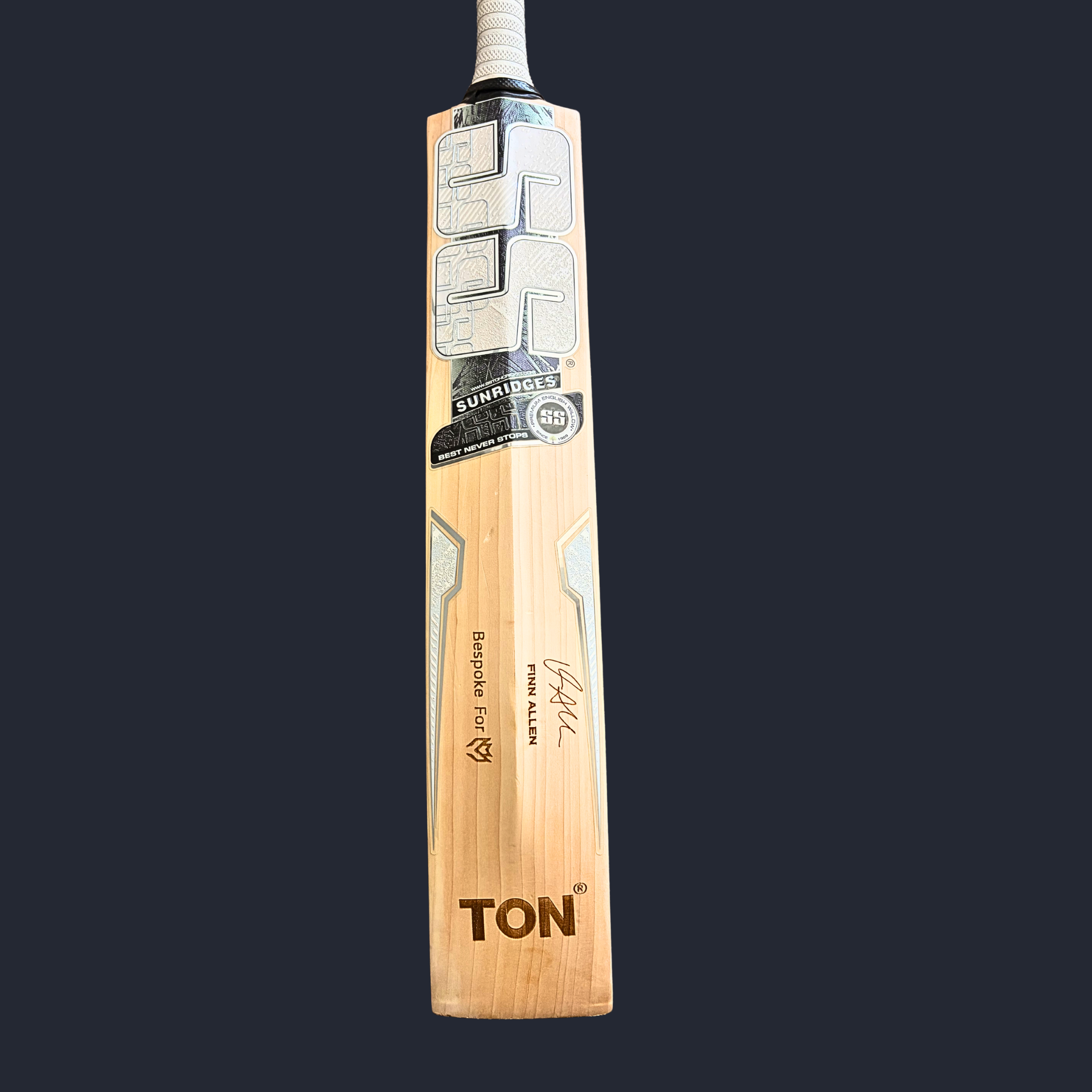 SS Fin Allen Pro Players SH Cricket Bat | Grade 1 English Willow