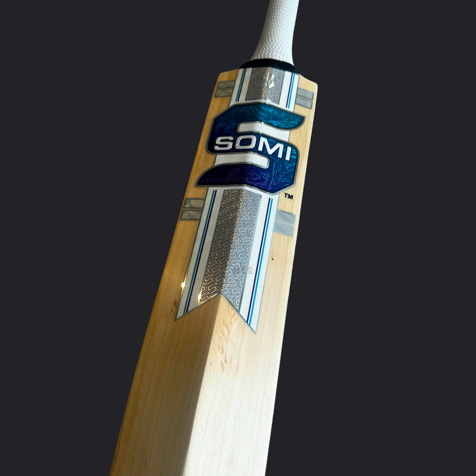 Image of SOMI Sapphire English Willow Cricket Bat - SH
