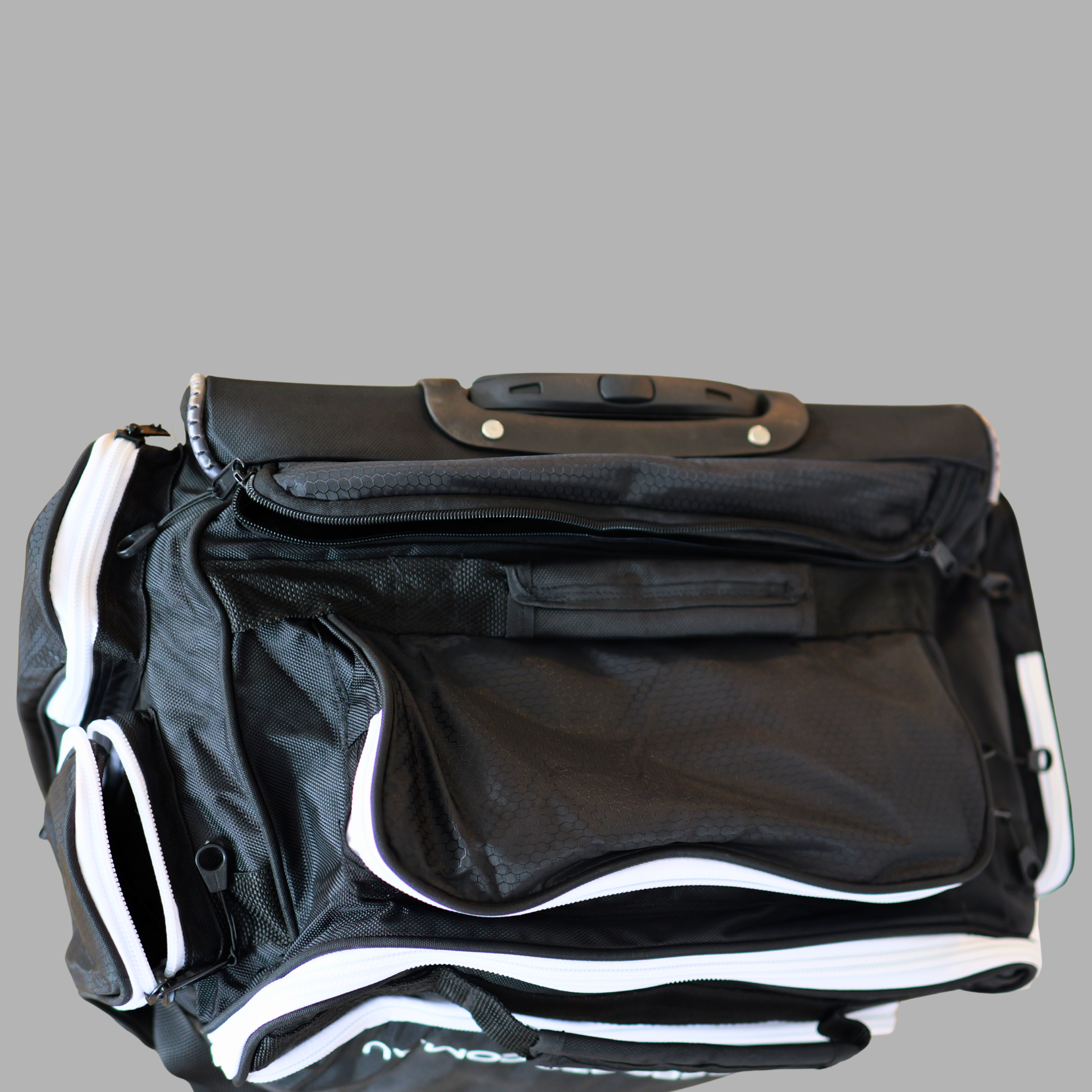 MCG Sports - Players Wheelie Kit Bag