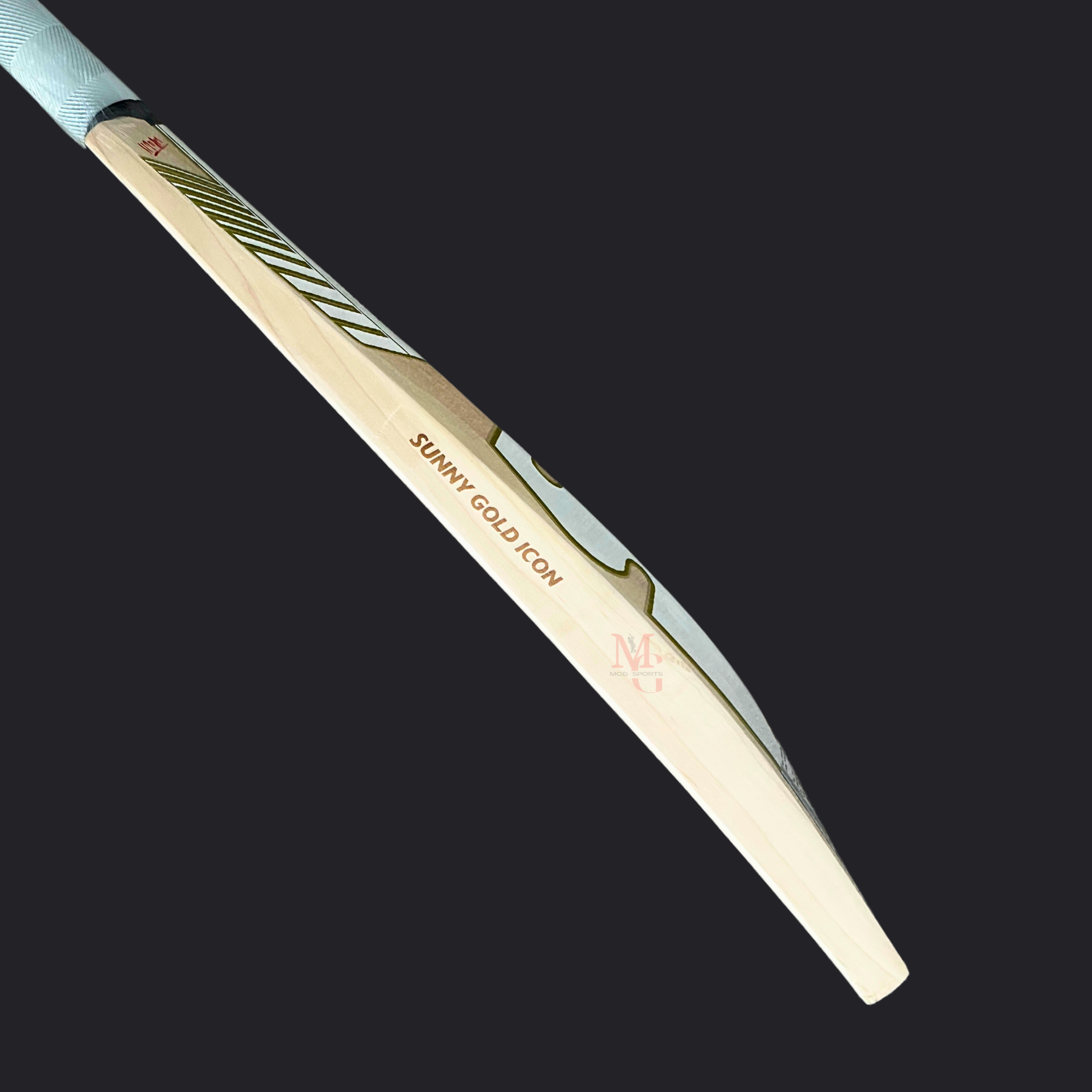 SG - Sunny Gold Icon Cricket Bat