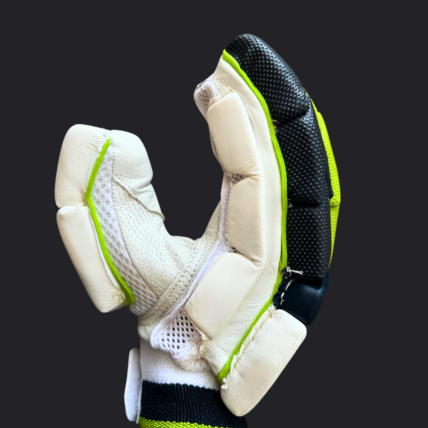Image of Kookaburra - Kahuna Players Batting Gloves