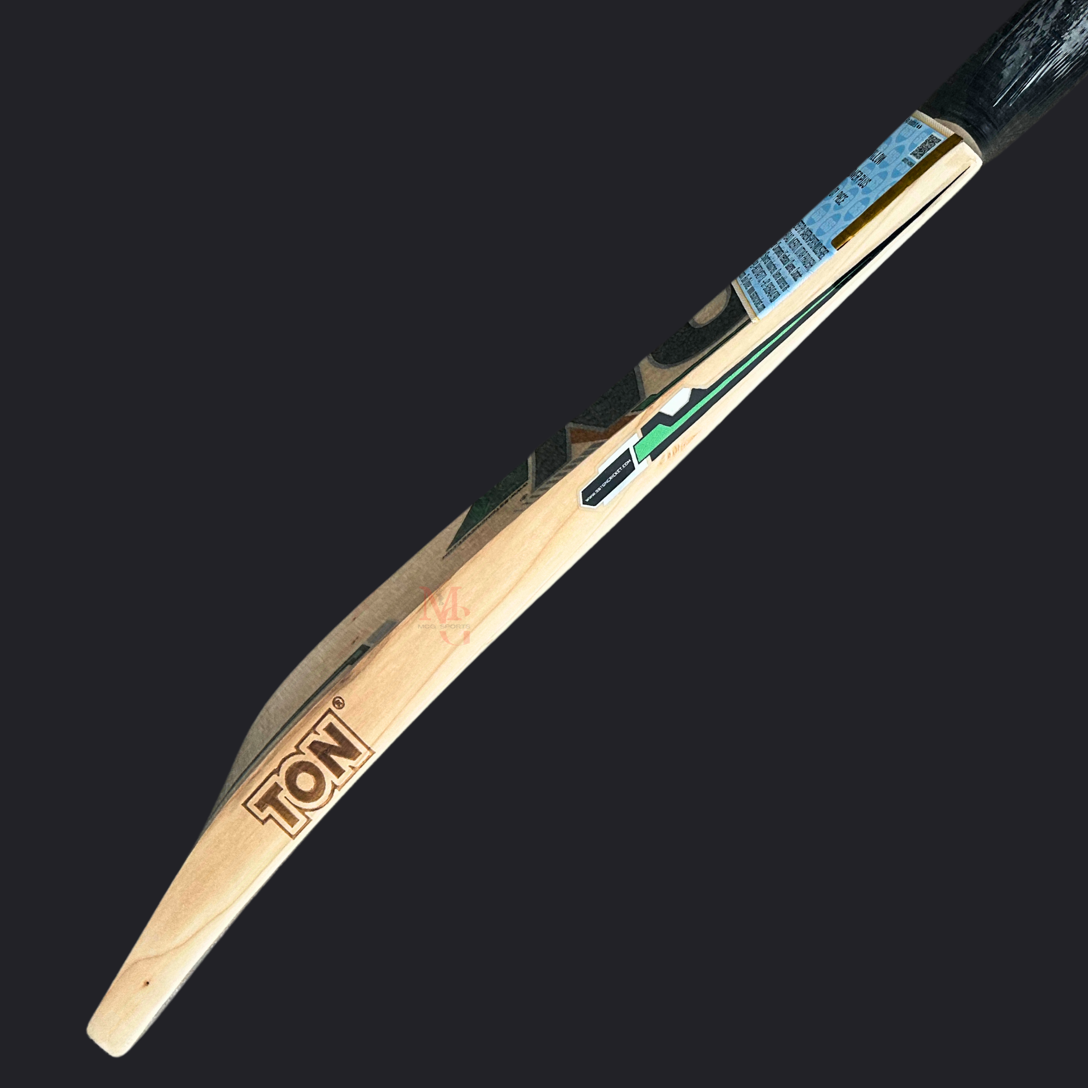TON Power Plus English Willow Cricket Bat