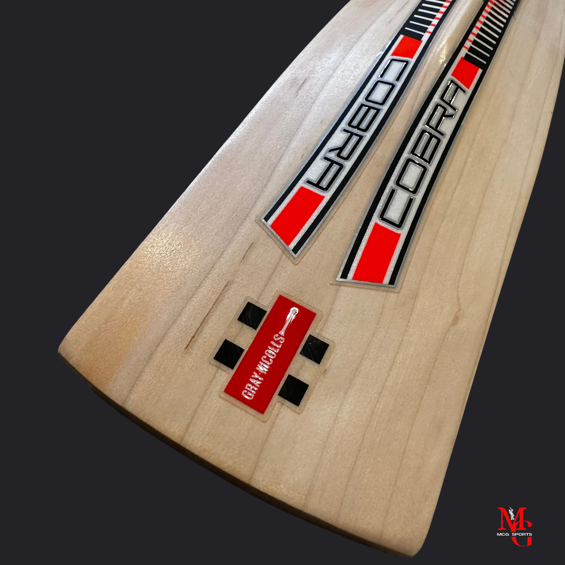 Image of GRAY NICOLLS - Cobra GN 5.5 Cricket Bat