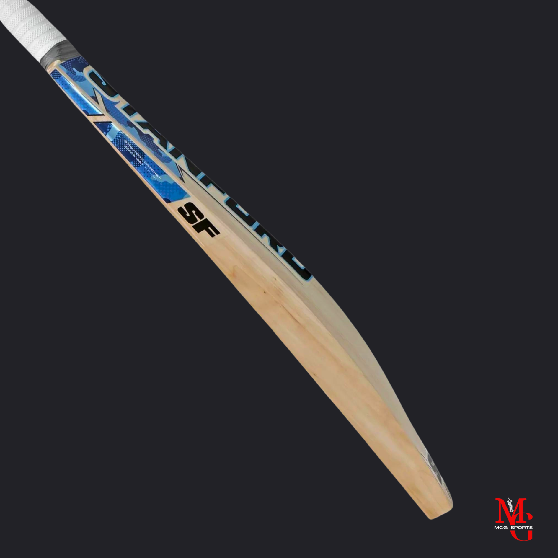 Image of SF - Camo Premium 10000 Cricket Bat