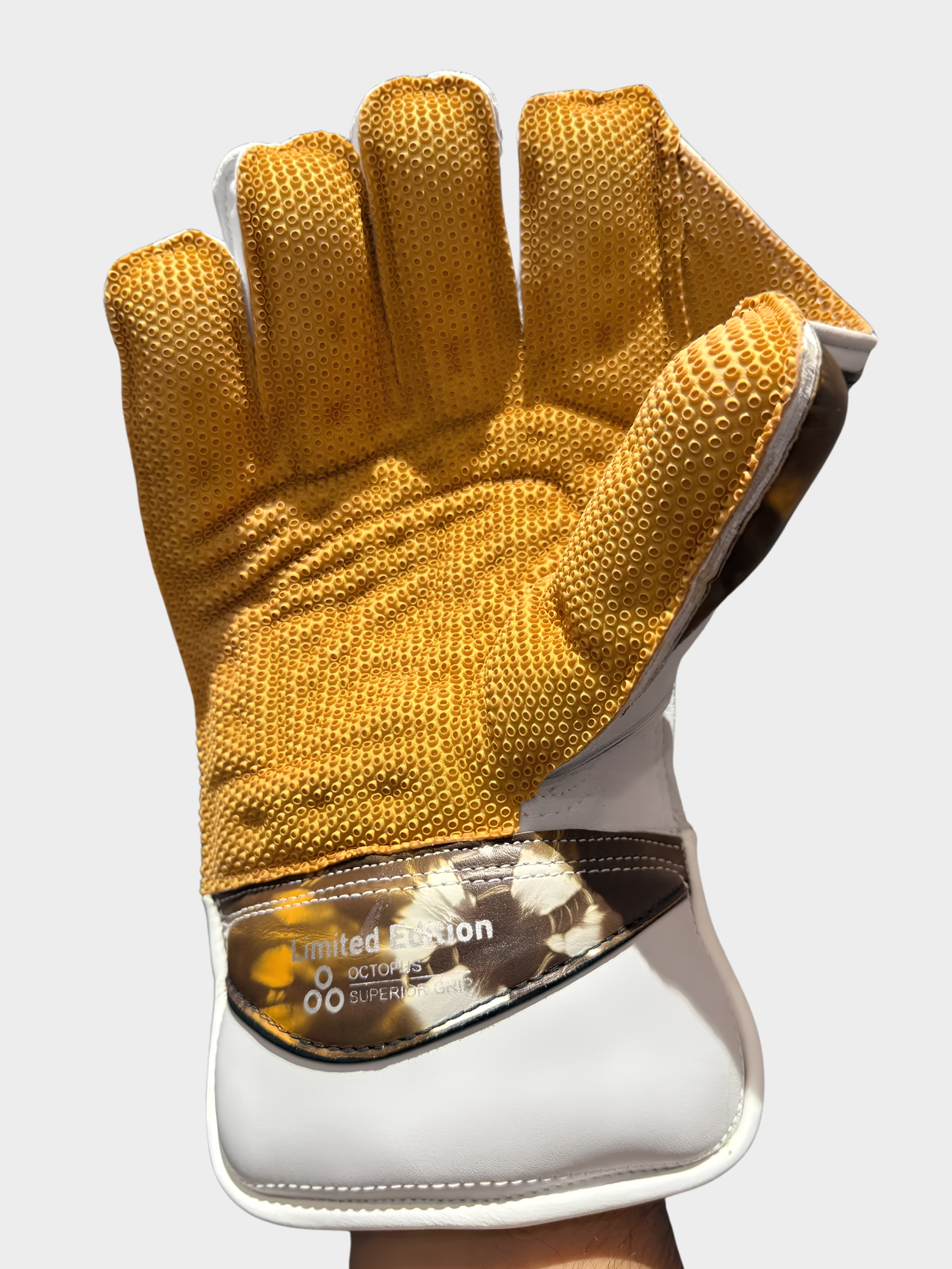 SS Limited Edition Wicket Keeping Gloves – Youth