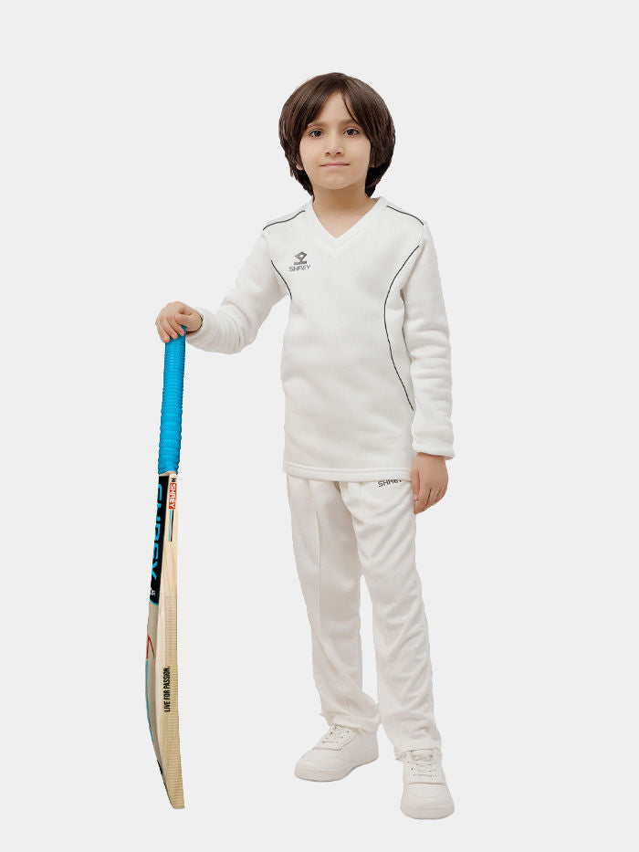 Shrey Match Sweater Long Sleeve Junior Off White - Action Shot