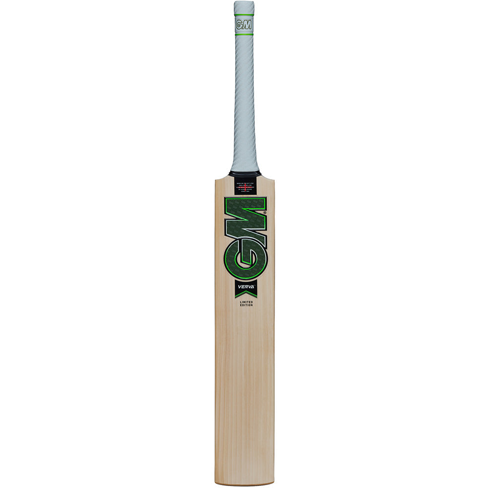 GM Verva Signature cricket bat full front view on white background