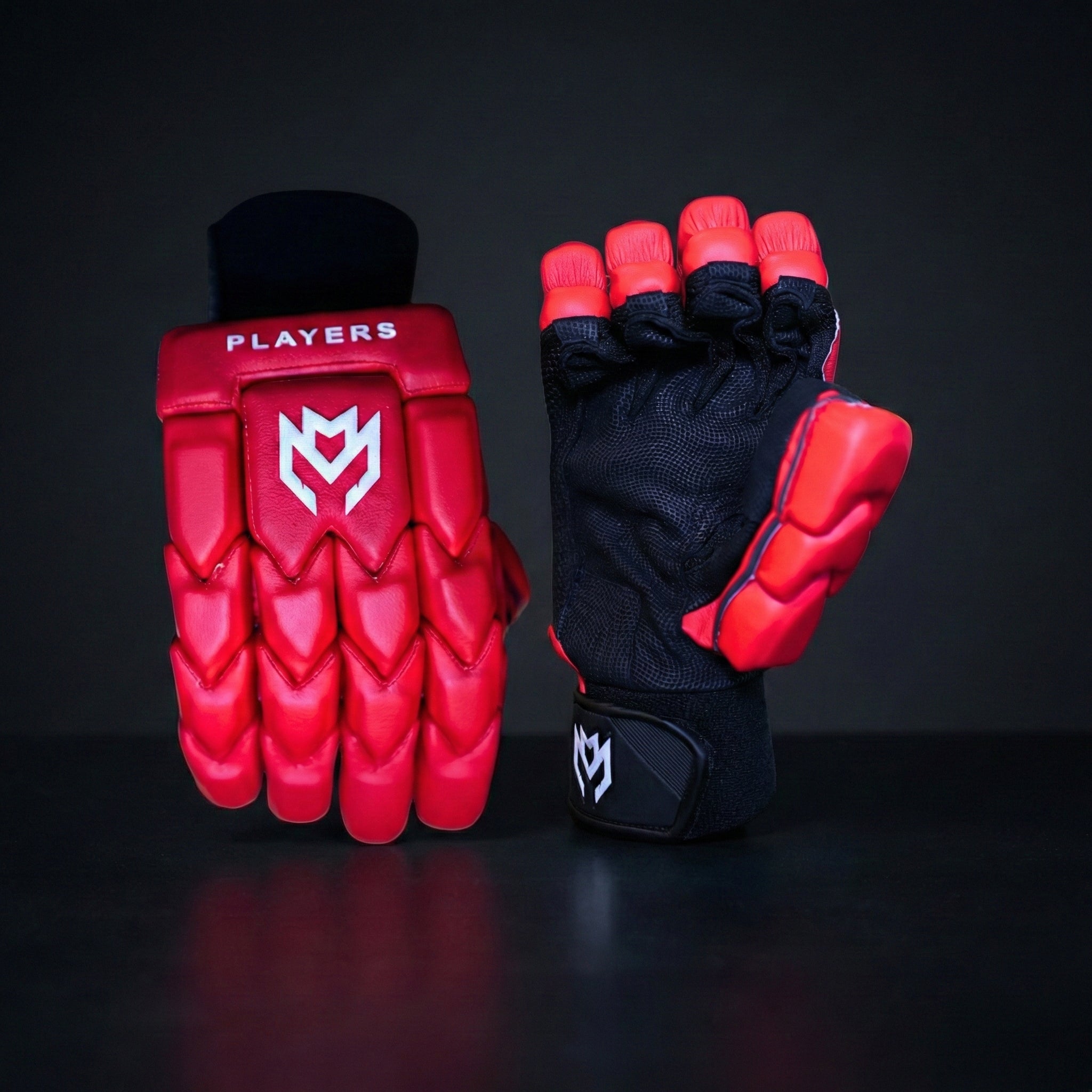 MCG Red Combo – Pro Players Batting Pads + Players Edition Gloves