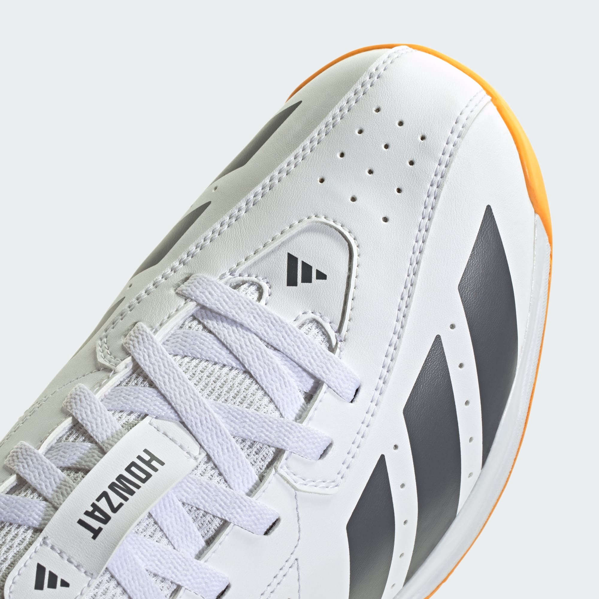 Adidas Howzat Spike cricket shoes - heel detail