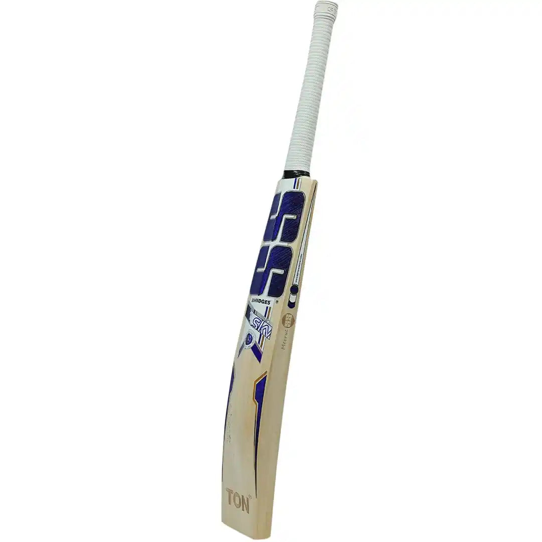 SS SKY Players cricket bat - profile and concave edge view