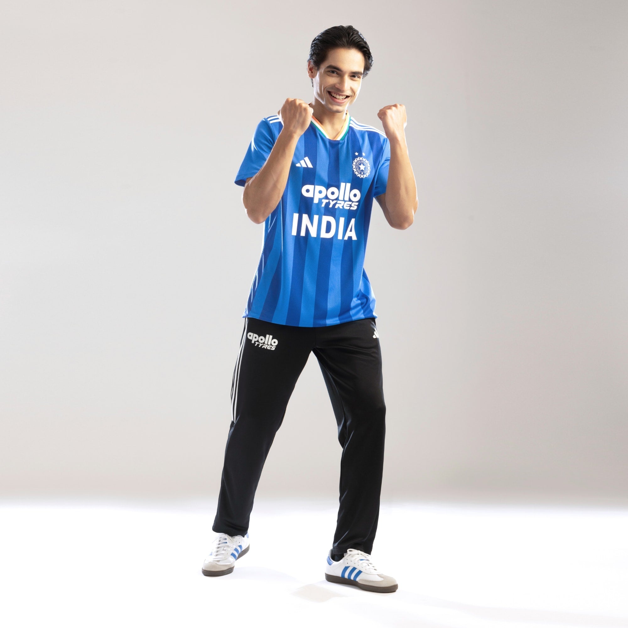 Adidas India T20 fan jersey - adidas logo detail