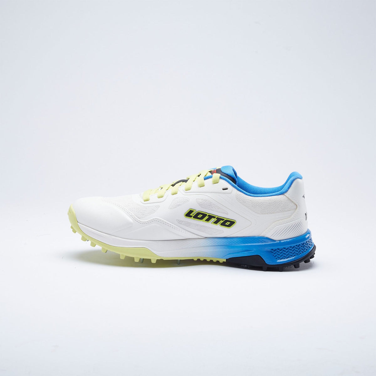 Lotto Super Shot full spike outsole showing forefoot and heel spike layout
