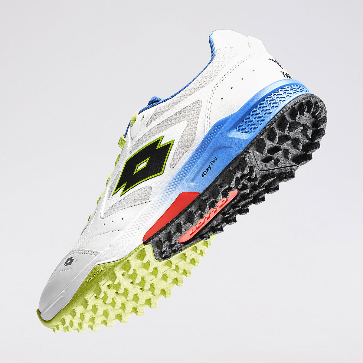 Lotto Blaze Hit cricket shoe pair view showing air mesh upper