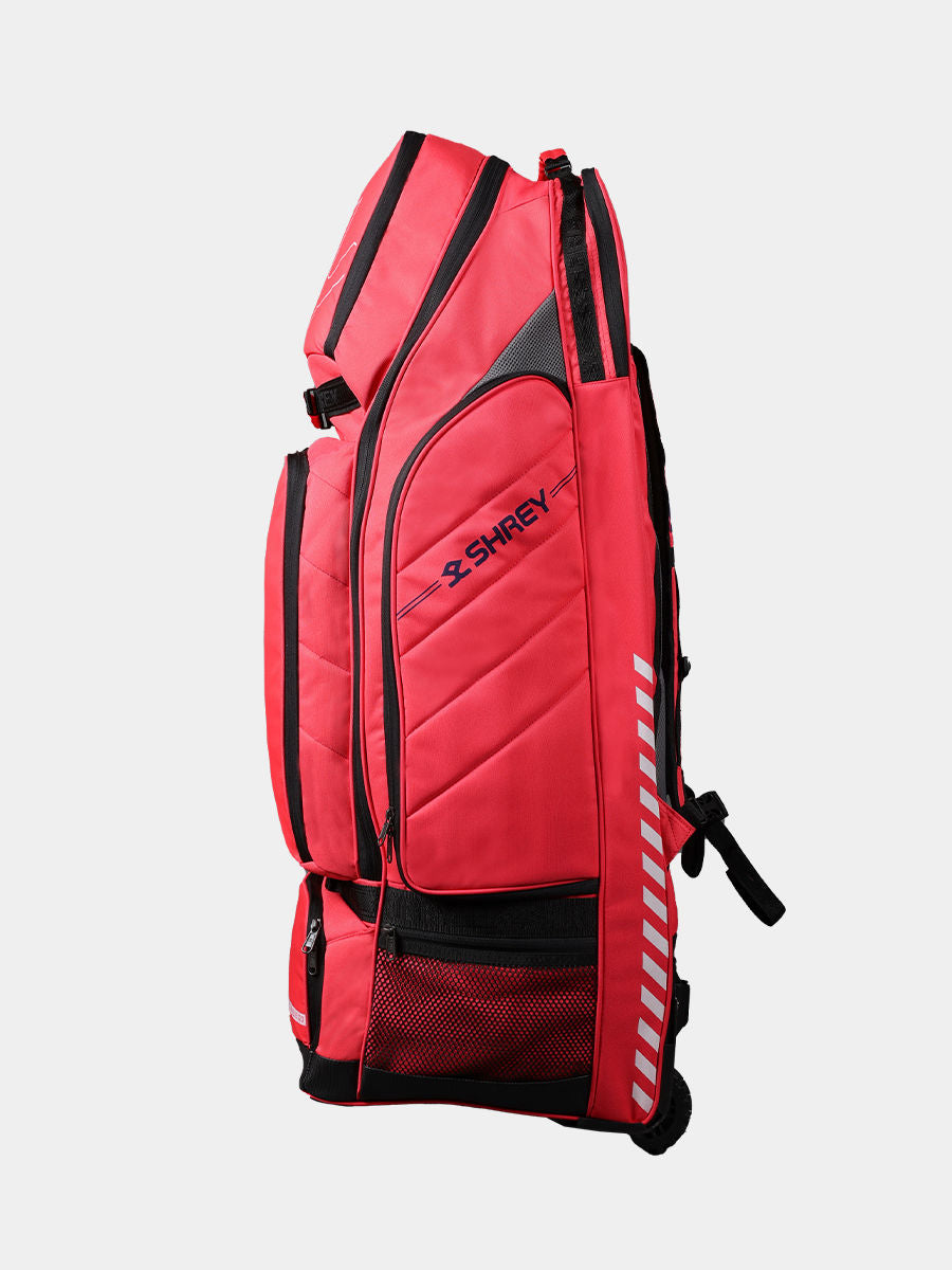 Shrey Legacy Duffle Wheelie 120 - Radiant Red - 6 Bat Pockets Detail
