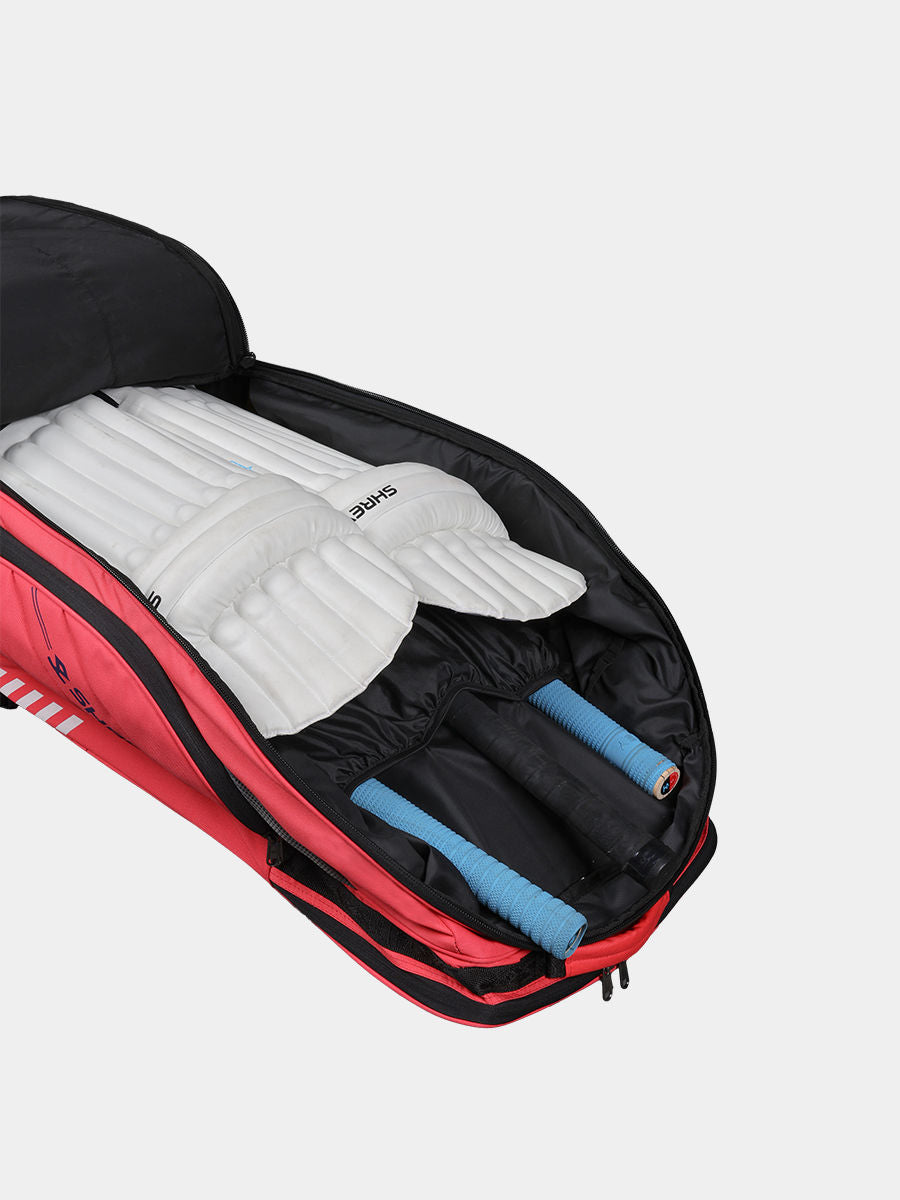 Shrey Legacy Duffle Wheelie 120 - Radiant Red - Detail / Standing Profile