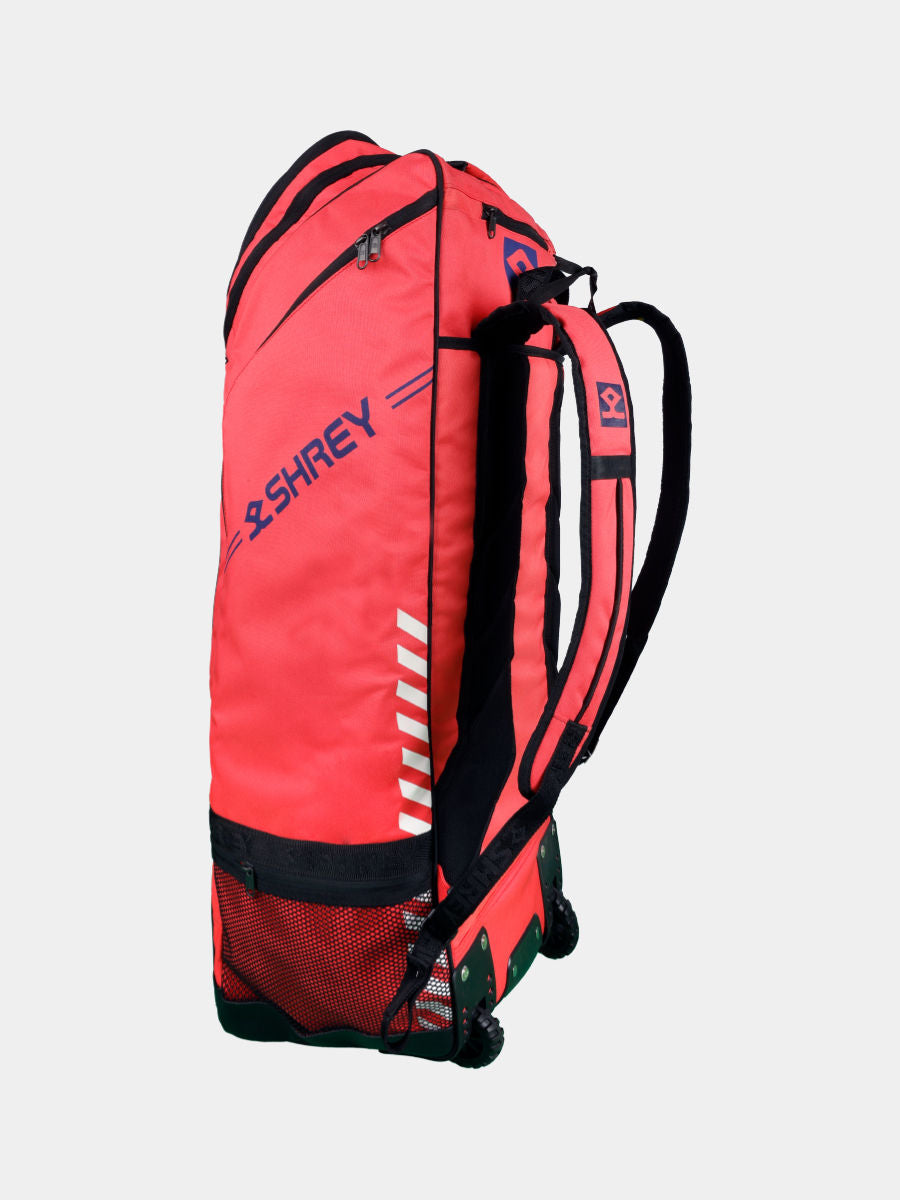 Shrey Legacy Duffle Wheelie 80 - Radiant Red - Wheel & Base Detail