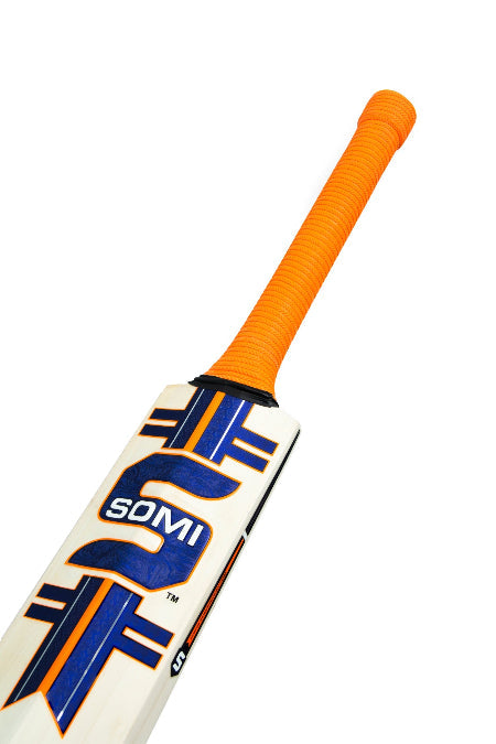 SOMI MSD Phase cricket bat shoulder and handle detail