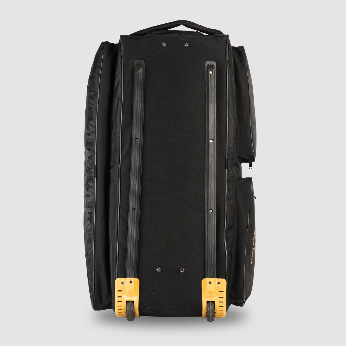 SG 22 Yard X2 kit bag wheels and reinforced base detail