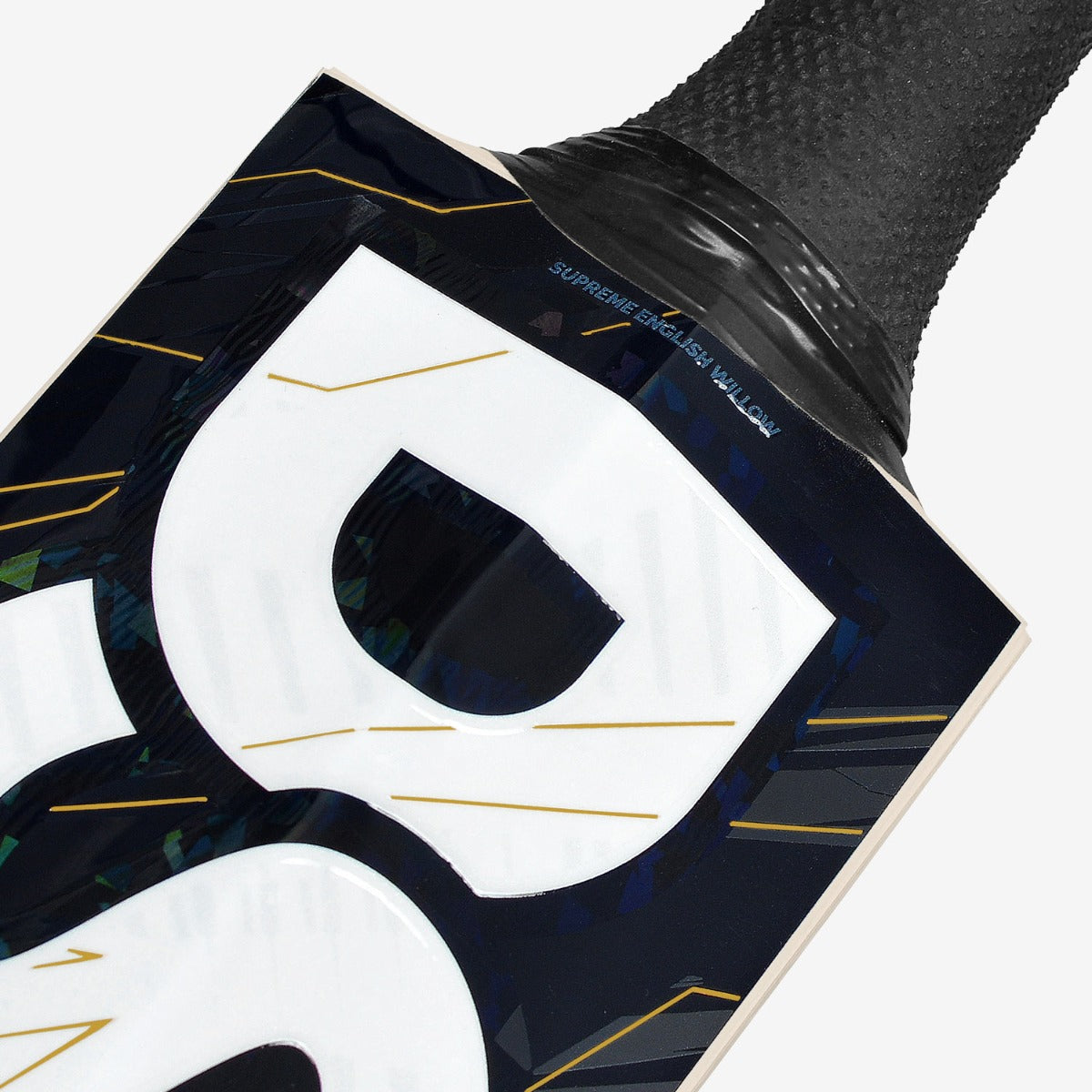 DSC BLAK range cricket bat edge detail