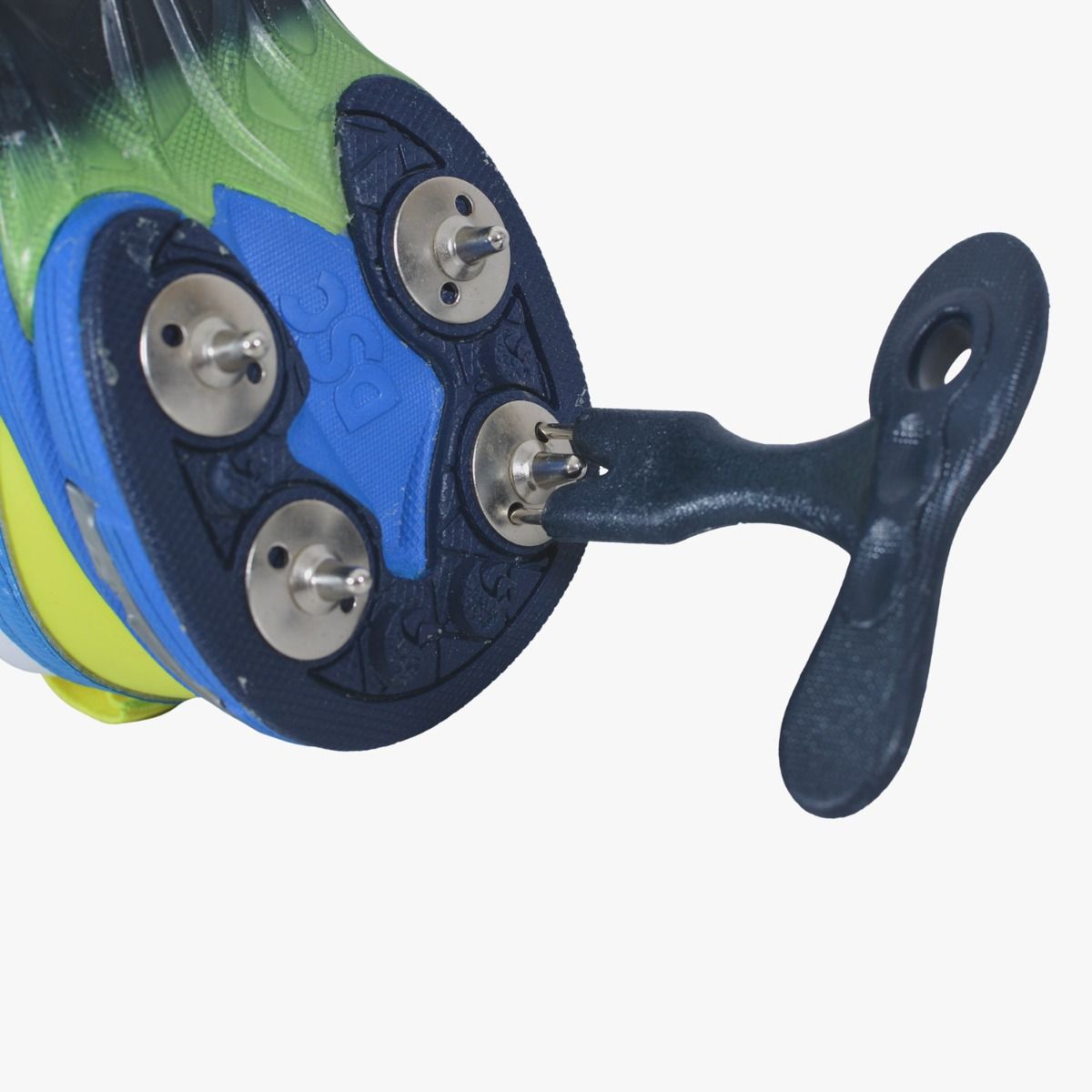 DSC Metal Spikes - With Spanner