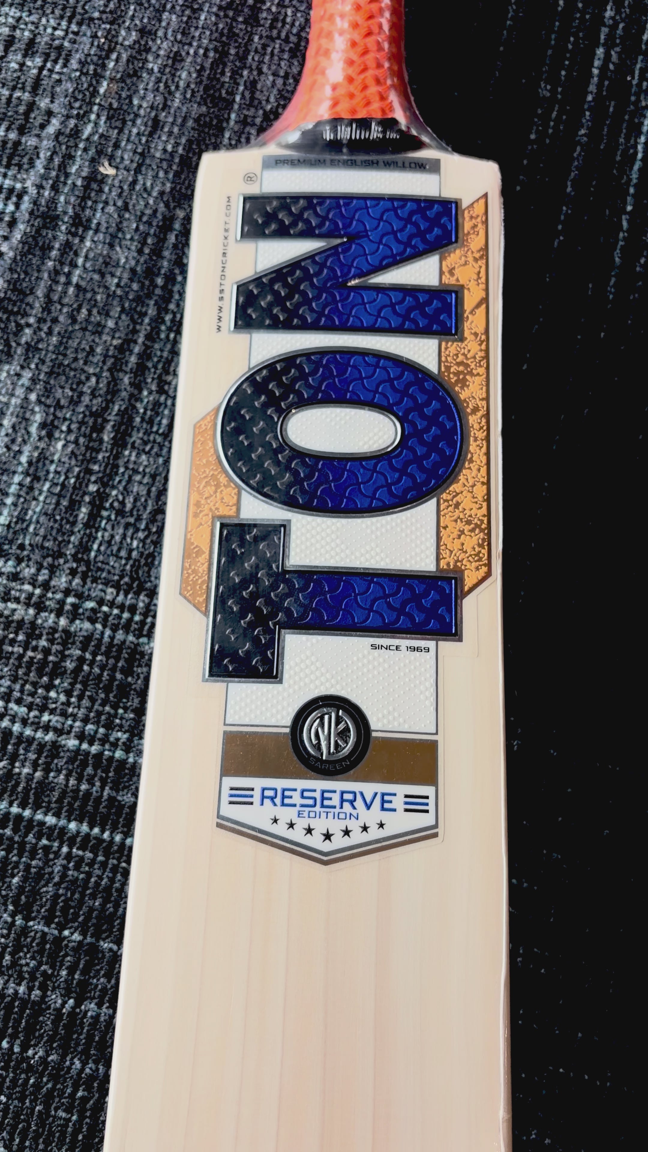 Load video: SS TON - Reserve Edition English Willow Cricket Bat - SH