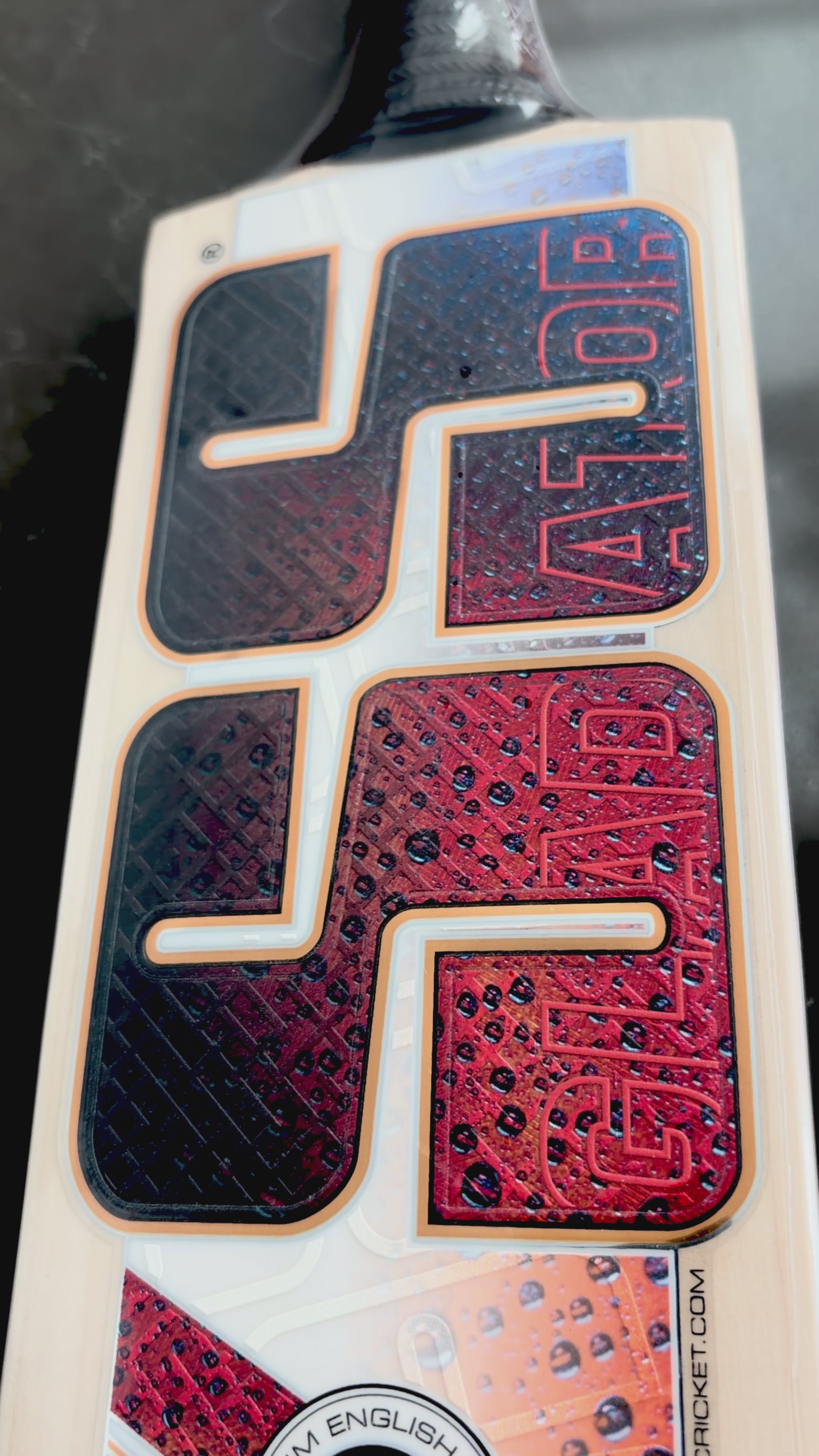 Load video: SS - Gladiator English Willow Cricket Bat - SH