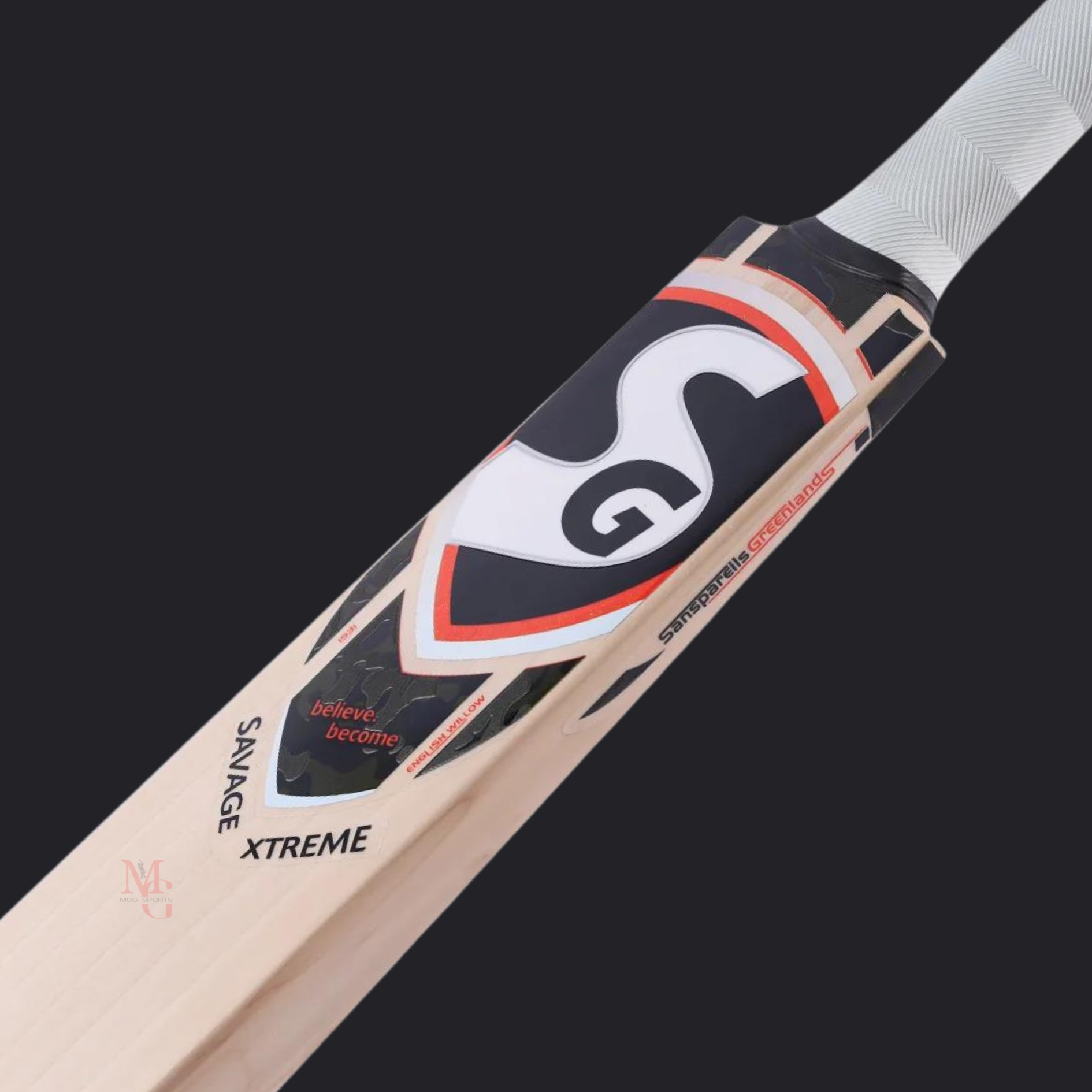 SG - Savage Xtreme Cricket Bat
